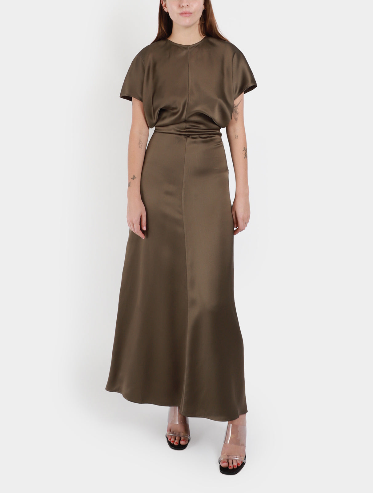 toteme-slouch-waist-dress-bay-leaf_1